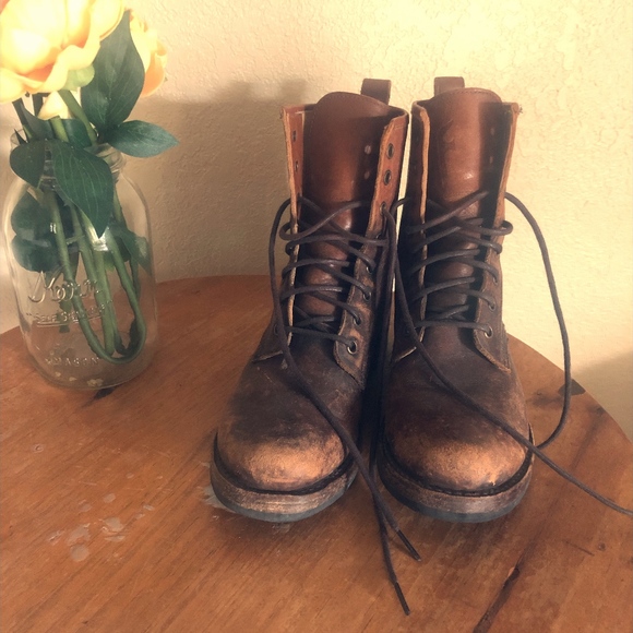 Frye Shoes - Frye Veronica Combat Boot